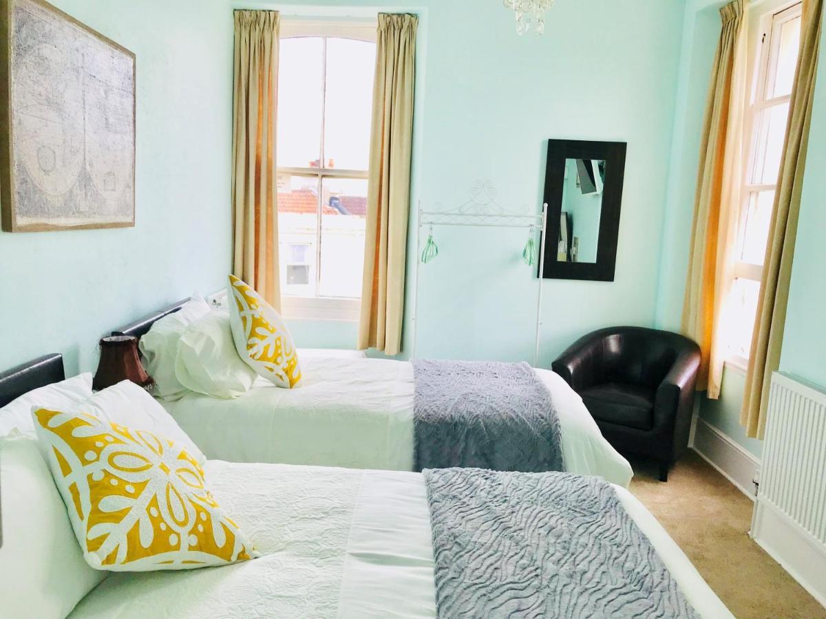 Highlea Guest House Weston-super-Mare Bagian luar foto