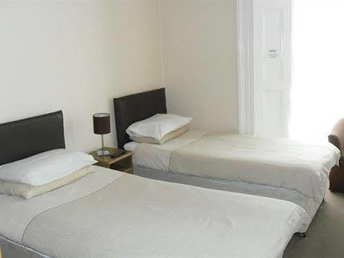 Highlea Guest House Weston-super-Mare Bagian luar foto