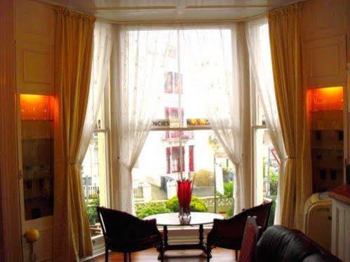 Highlea Guest House Weston-super-Mare Bagian luar foto